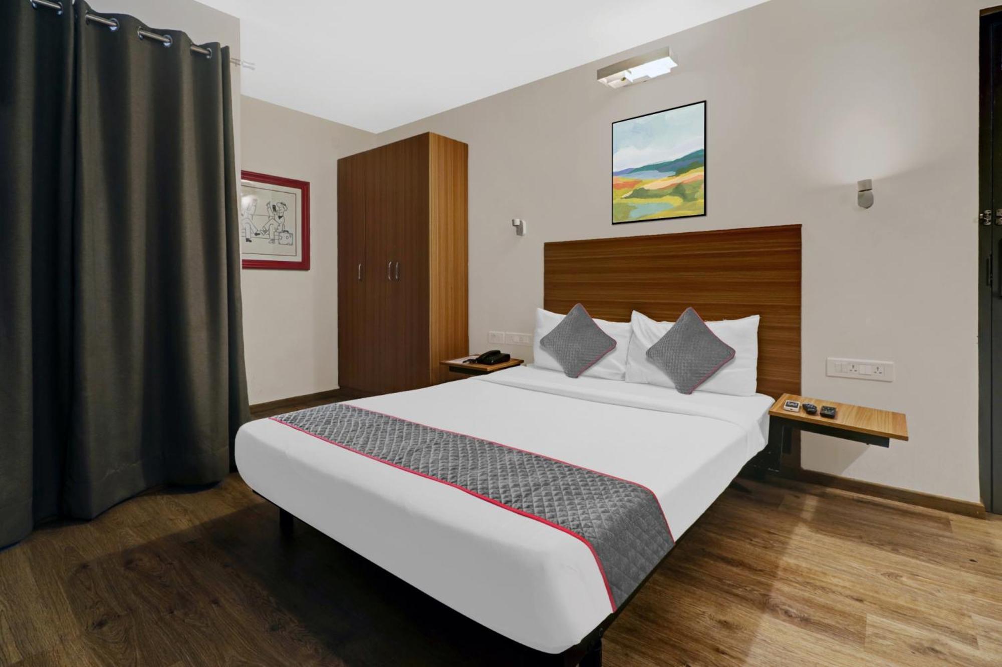 Hotel O Royal Encore Bangalore Buitenkant foto